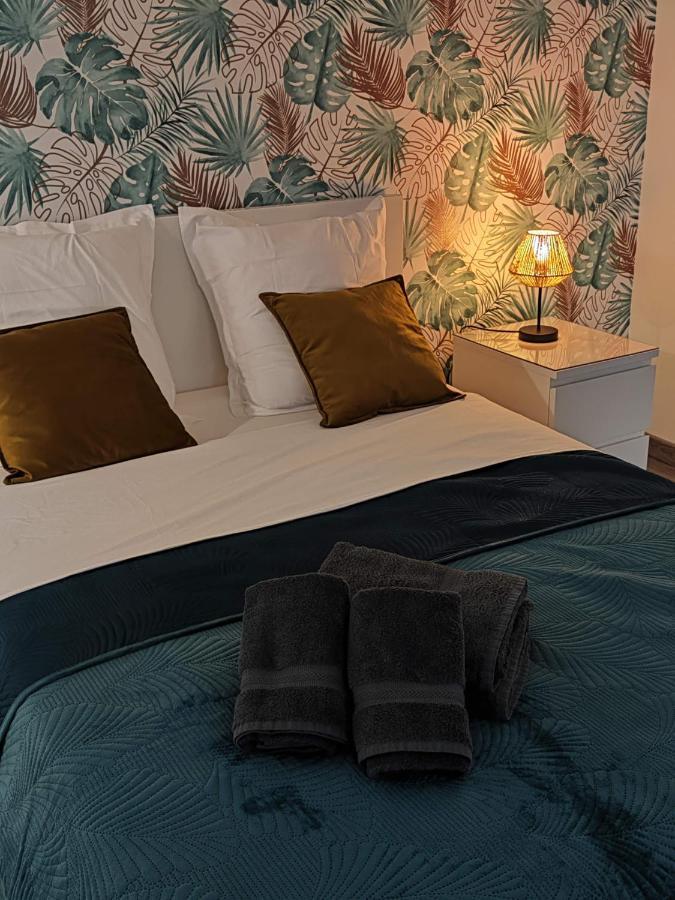 O Loft - 3 Chambres Avec 3 Salles De Bains - Parking - Climatisation อัลบี ภายนอก รูปภาพ