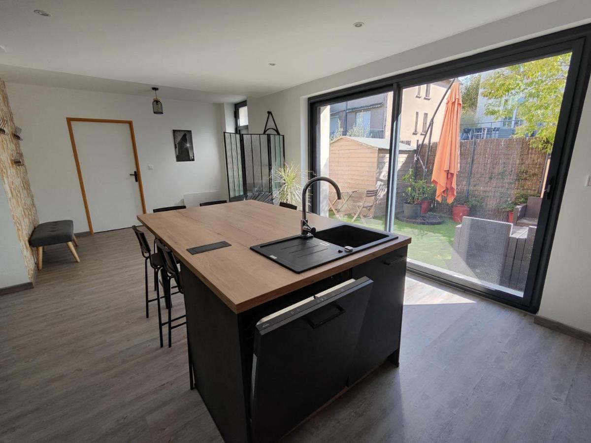 O Loft - 3 Chambres Avec 3 Salles De Bains - Parking - Climatisation อัลบี ภายนอก รูปภาพ