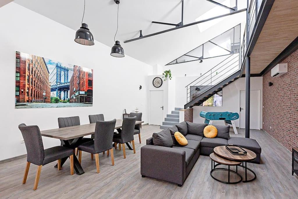 O Loft - 3 Chambres Avec 3 Salles De Bains - Parking - Climatisation อัลบี ภายนอก รูปภาพ