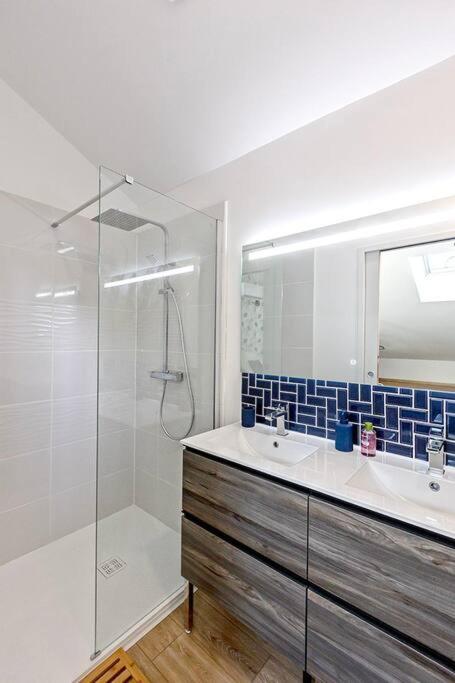 O Loft - 3 Chambres Avec 3 Salles De Bains - Parking - Climatisation อัลบี ภายนอก รูปภาพ